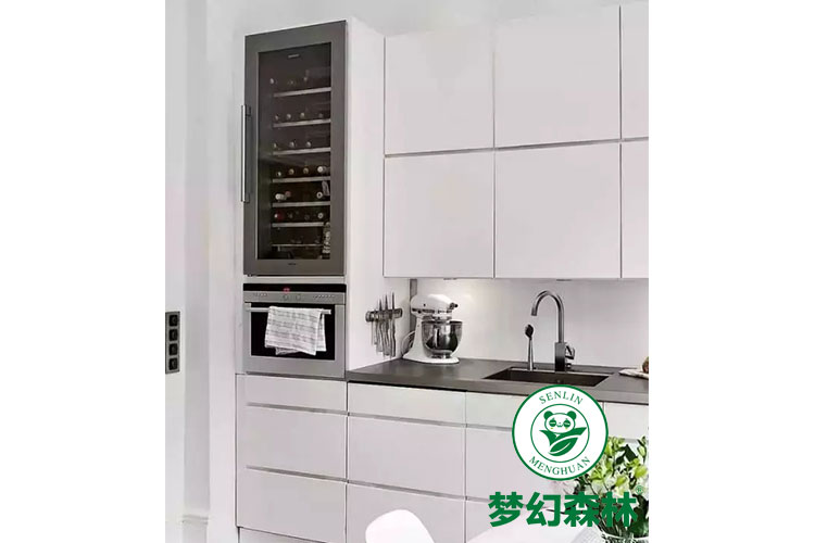 簡(jiǎn)約白